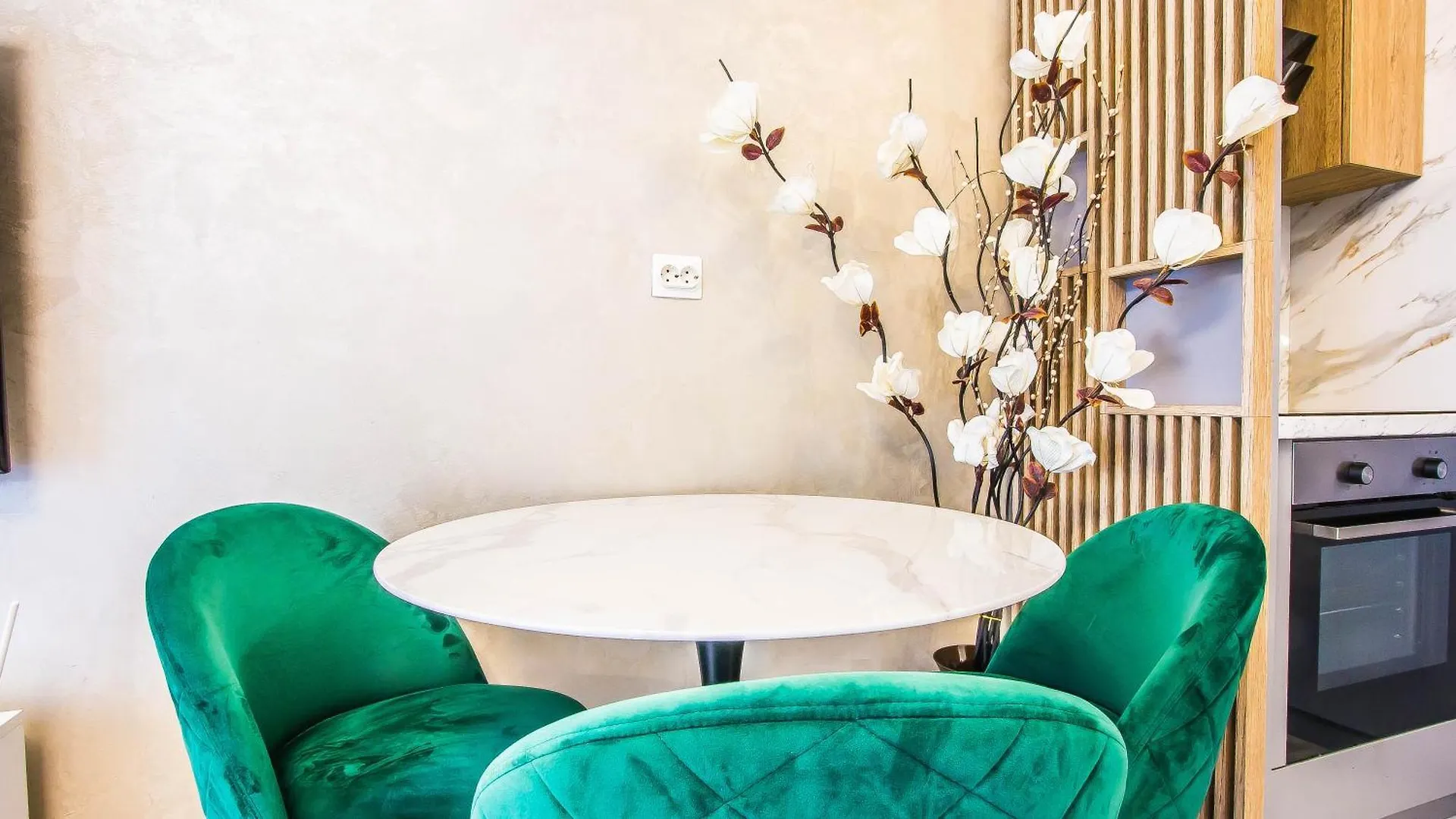#Bucharest & Mihai Bravu Apartments 0*, Bucharest